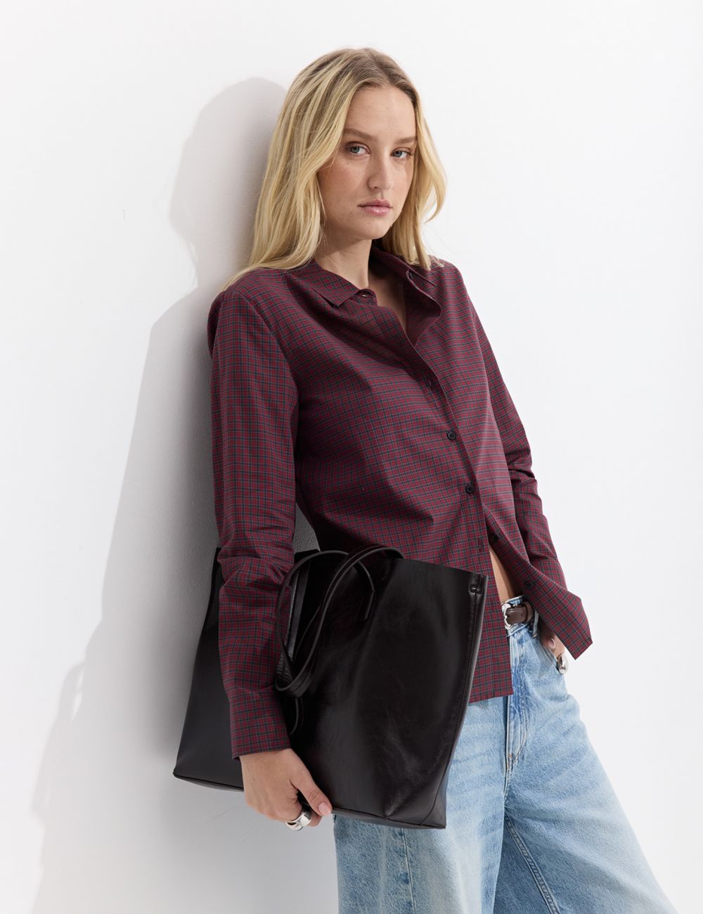 חולצת משבצות מכופתרת