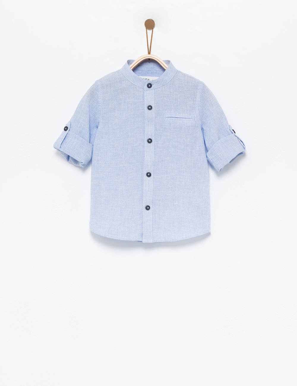 מכופתרת צווארון סיני