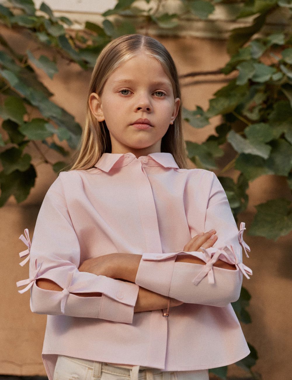 חולצה מכופתרת עם פפיונים