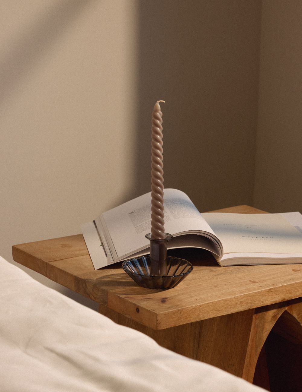 פמוט זכוכית אור 10.3X7.3CM