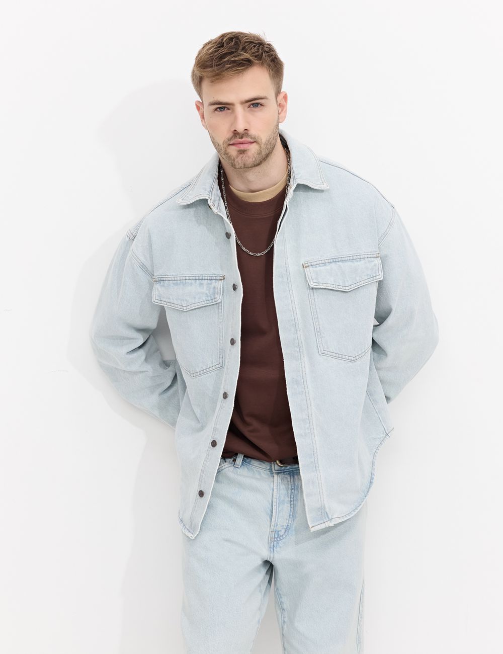 אוברשירט דנים