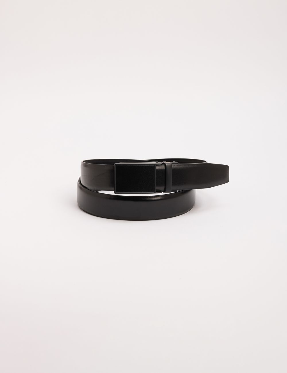 חגורת עור אלגנטית