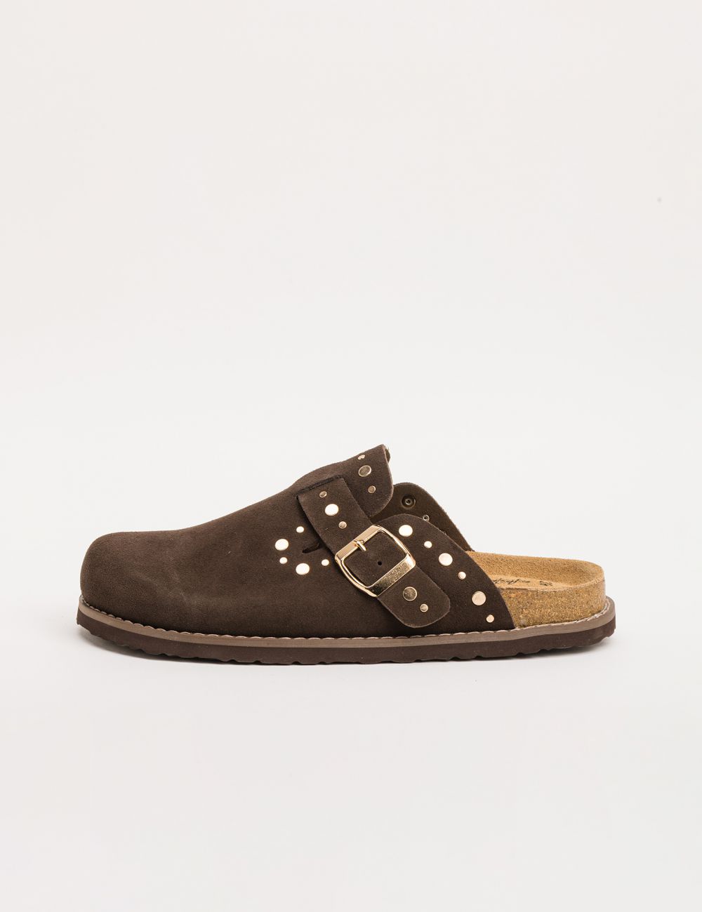 כפכפים מעוטרים עם ניטים