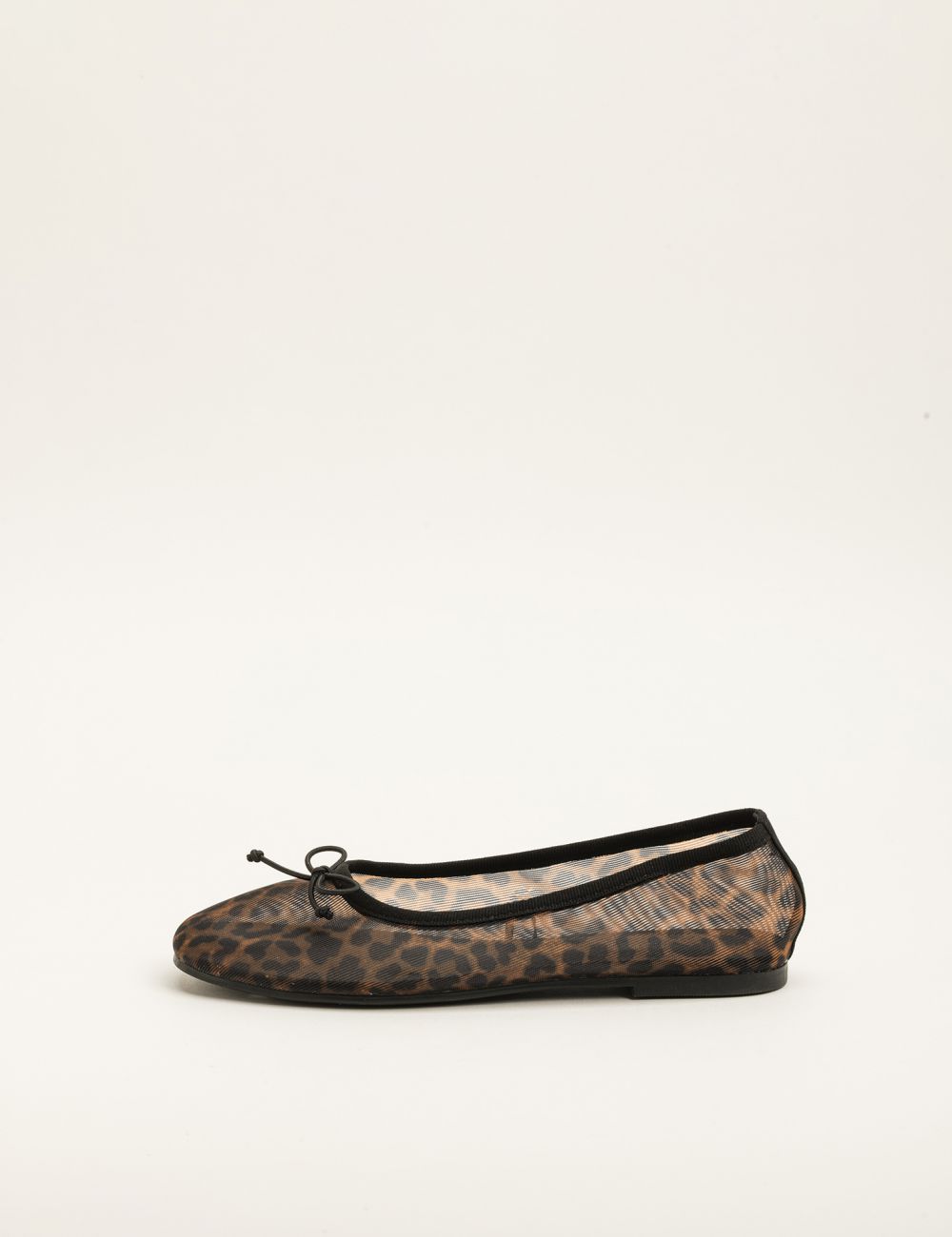 נעלי בלרינה מבד אורגנזה עם הדפס חיה