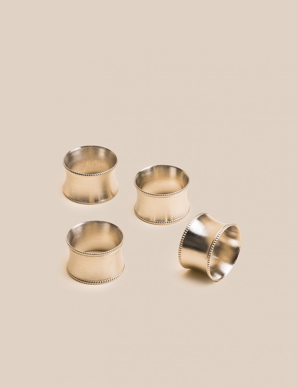 סט 4 חבקים למפיות דניאל