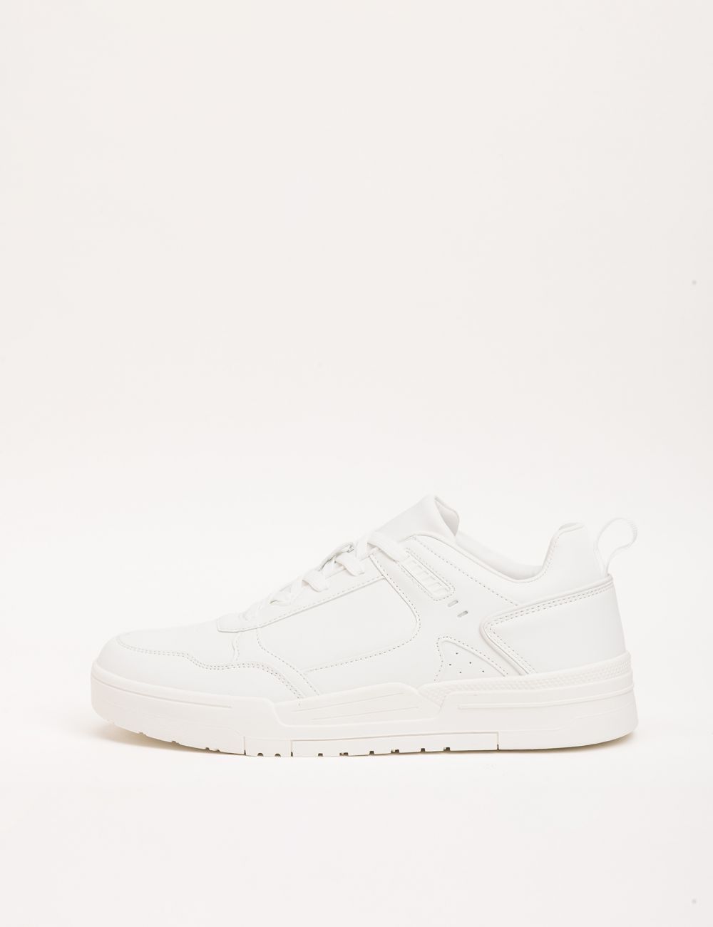 סניקרס ספורטיבי