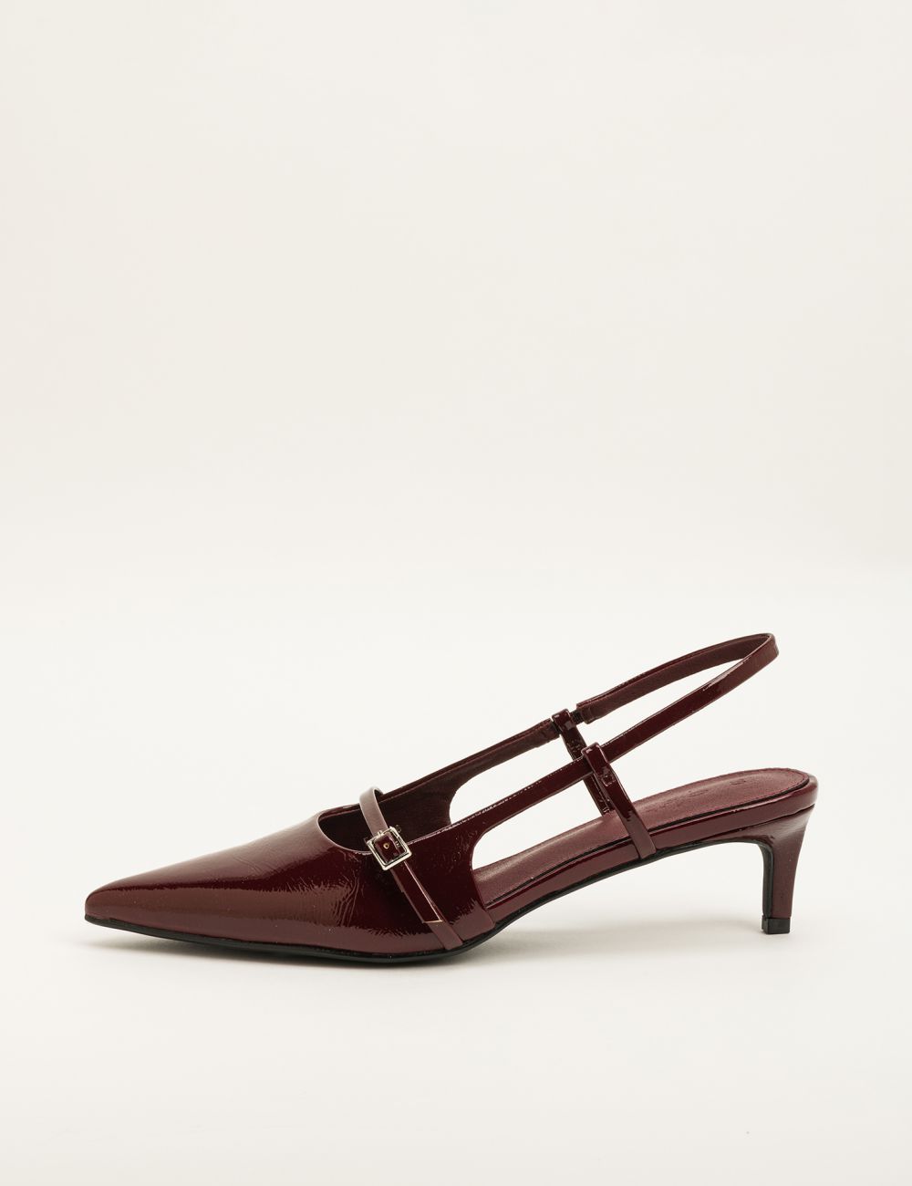 נעלי עקב חצי