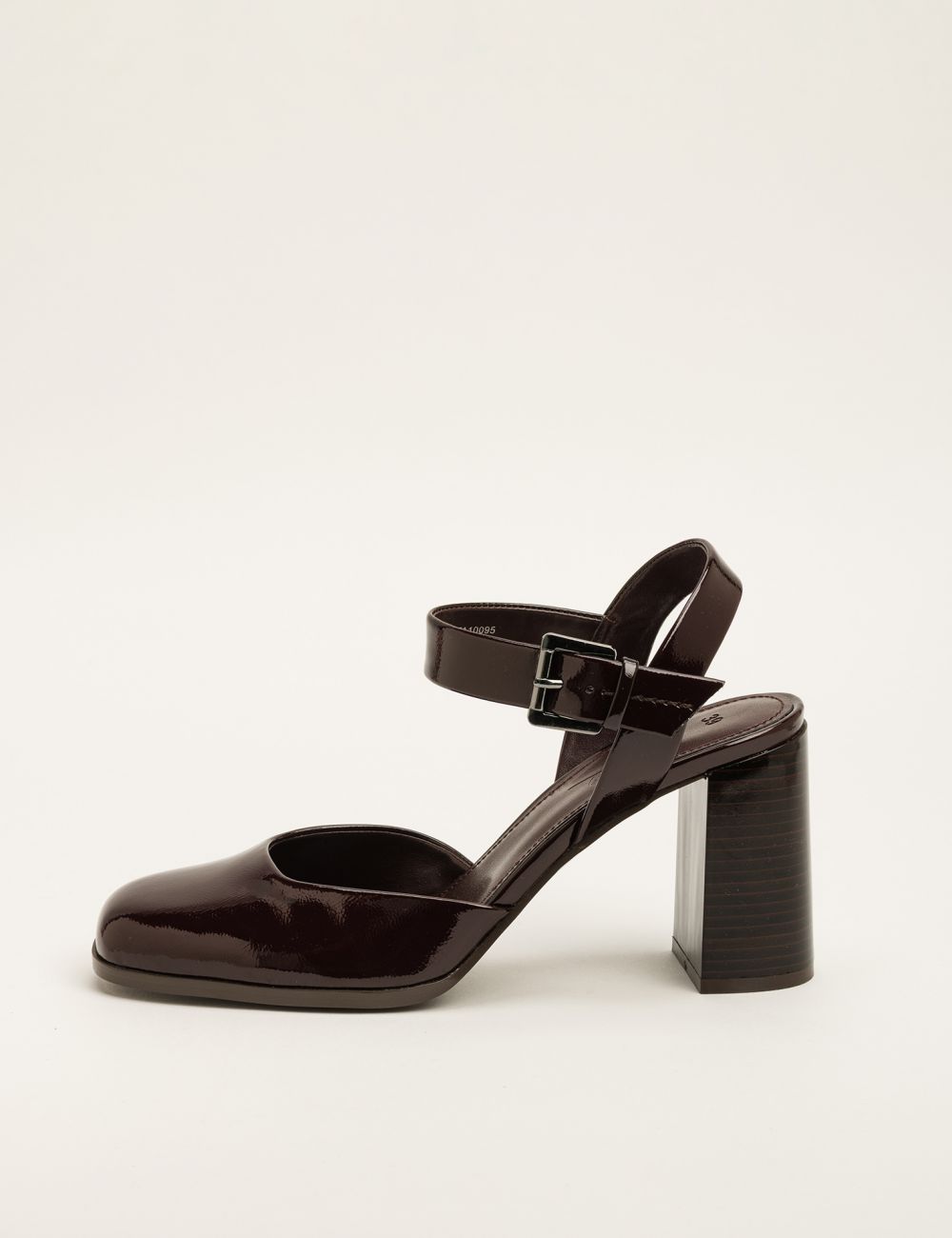 נעלי עקב מרי ג׳יין