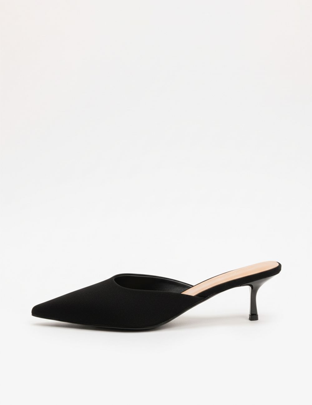 כפכף עקב מחודד