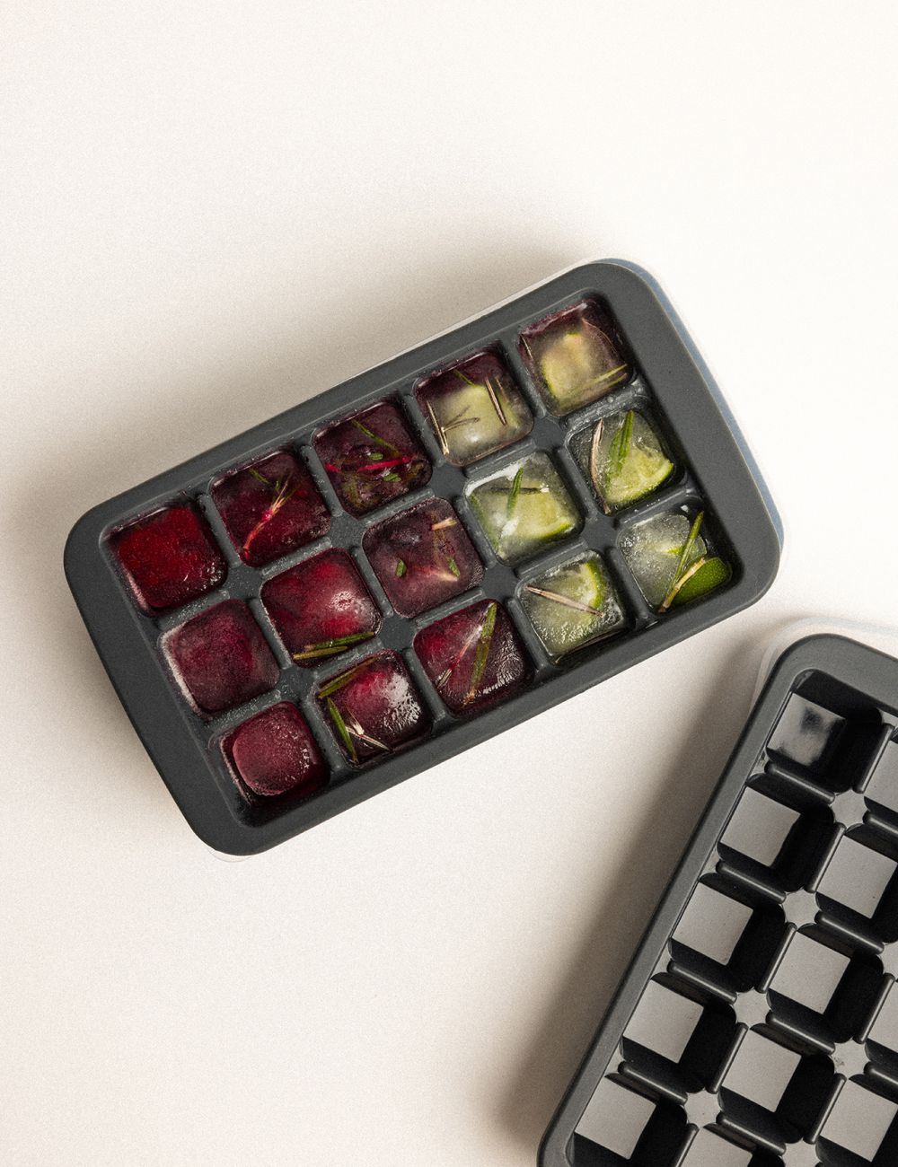 תבנית סילקון לקוביות קרח