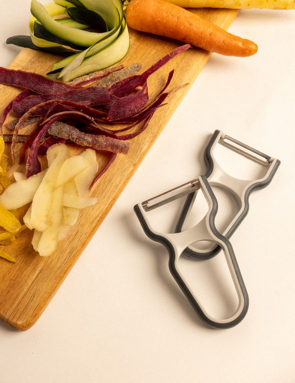 קולפן ירוקות ופירות