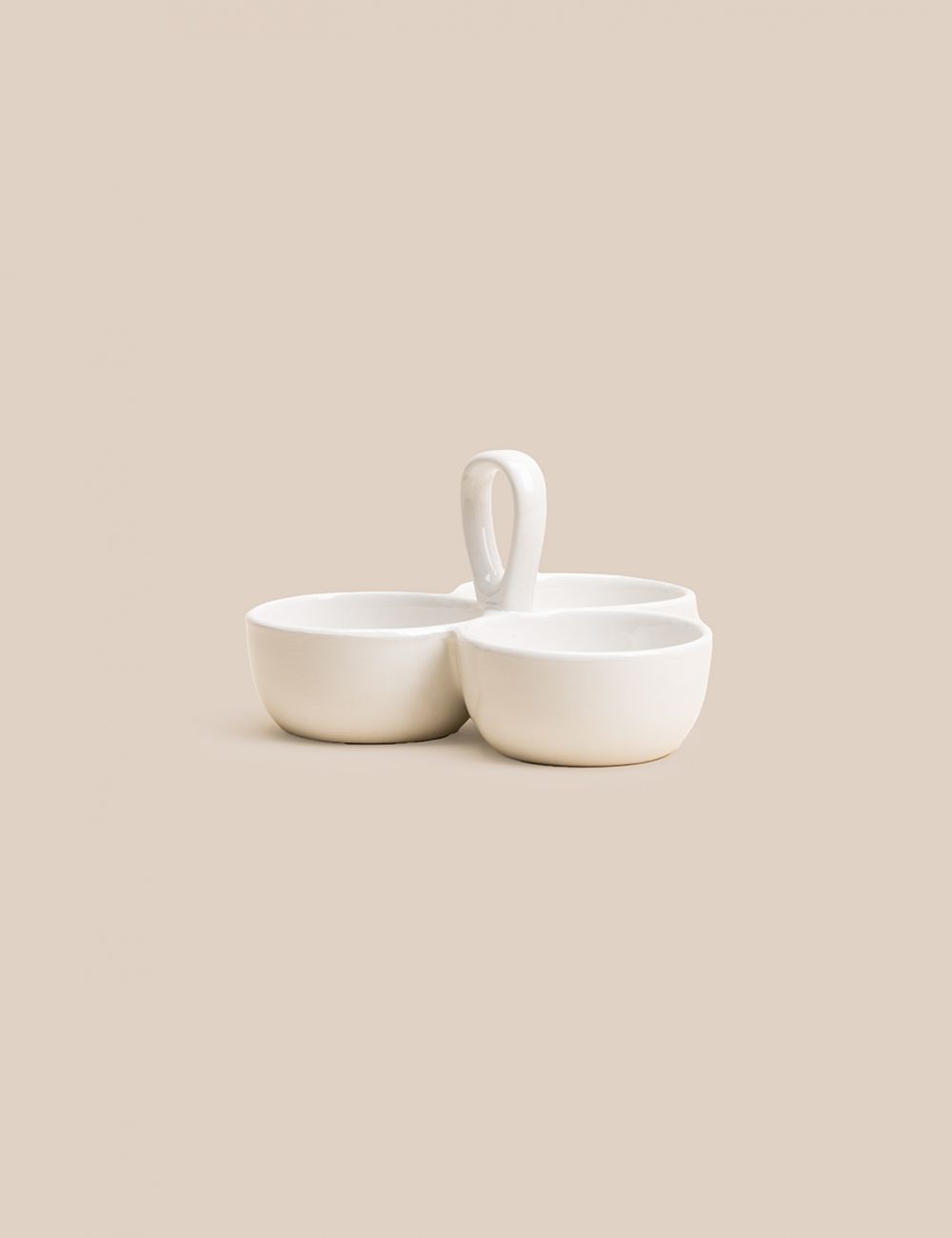 שלישיית קעריות