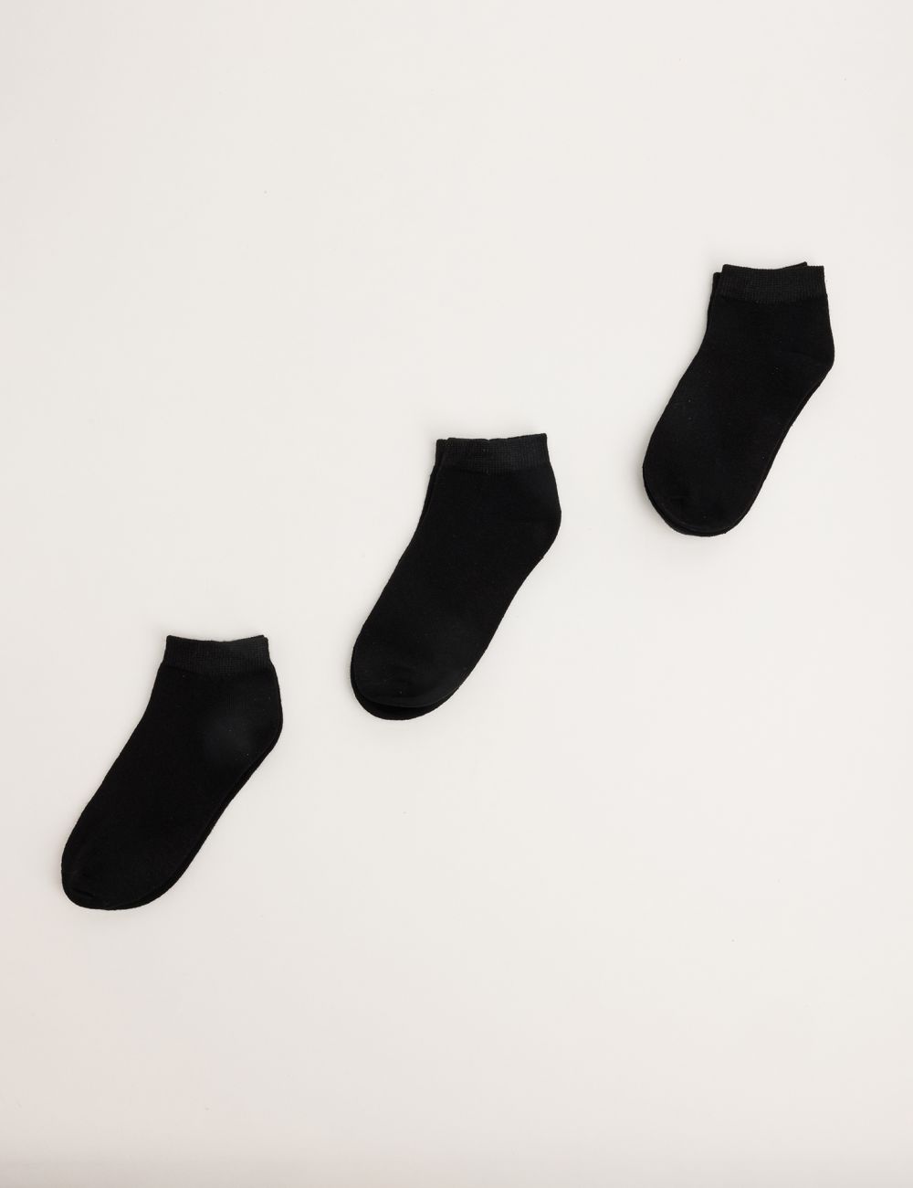 גרביים בייסיק