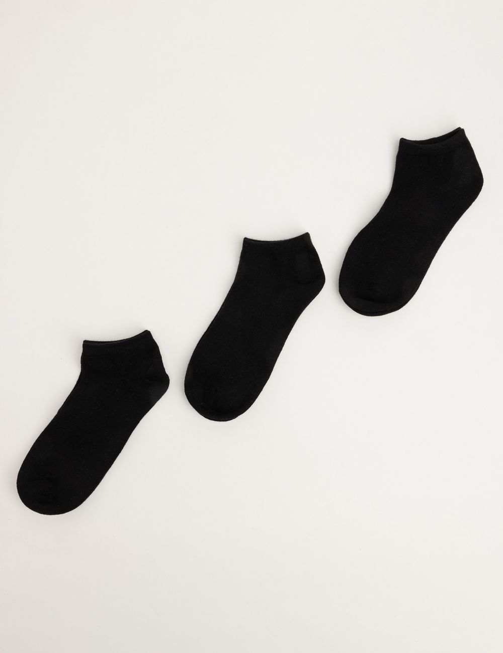 מארז שלישיית גרבי סניקרס