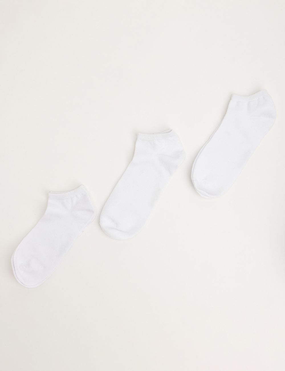 מארז שלישיית גרבי סניקרס