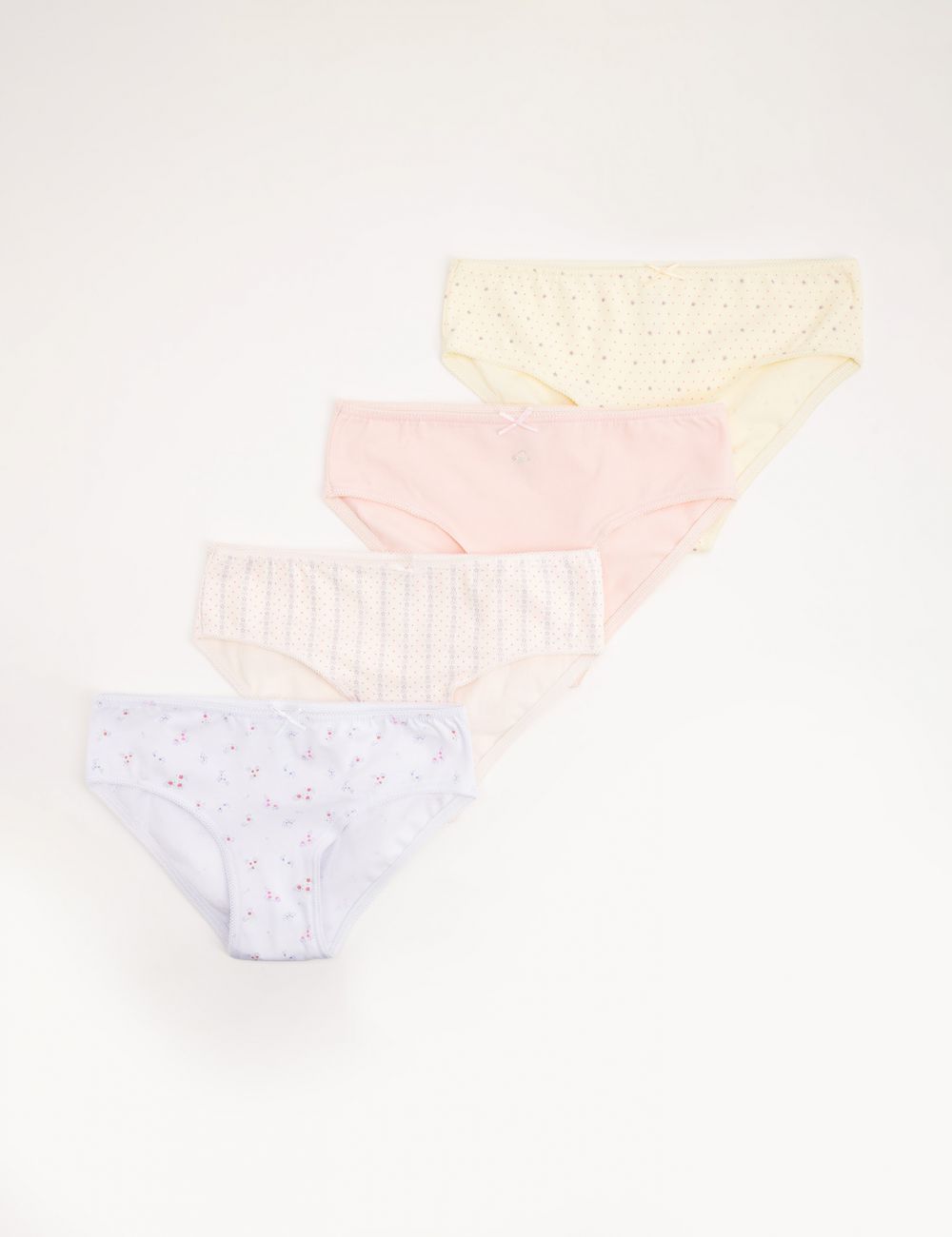 מארז 4 תחתונים